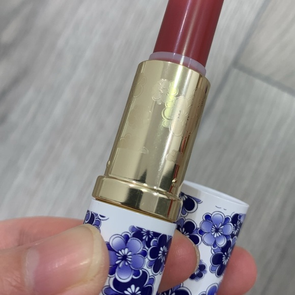 NEW estee lauder limited edition lipstick rose goddess 3.5g - Picture 4 of 5